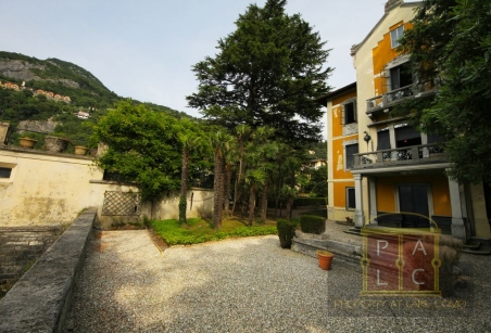 Villa Liberty in Varenna waterfront